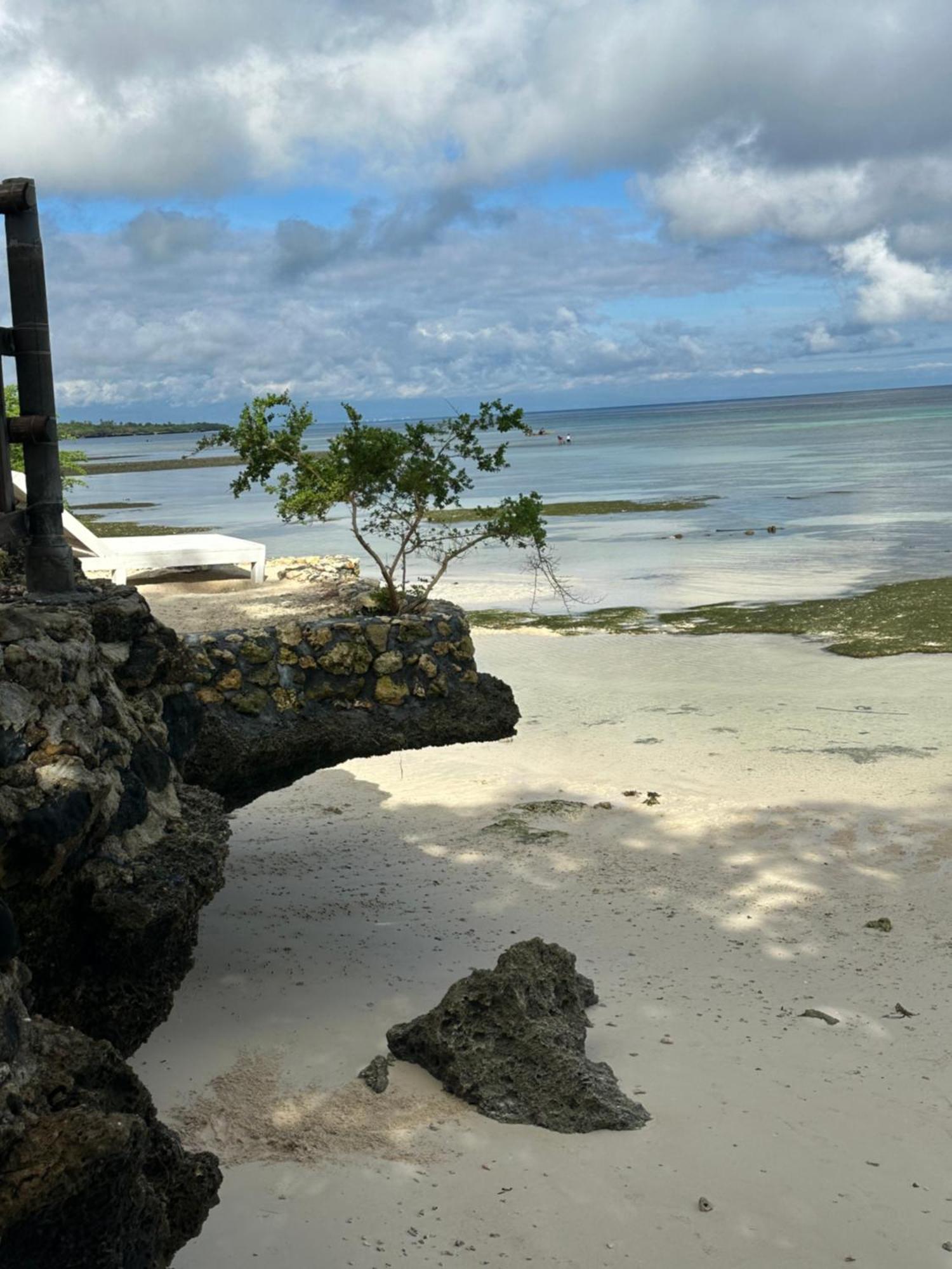 Diamond De Siquijor Beach House Exterior foto